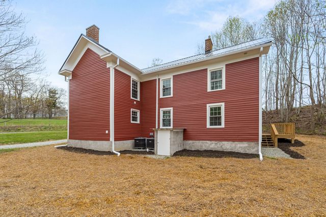 3516 Webbs Mill RD N, Floyd, VA 24091