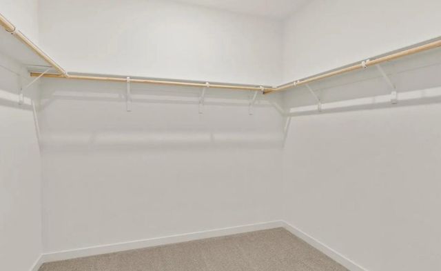 7 Holliston Ct, Sacramento, CA 95835