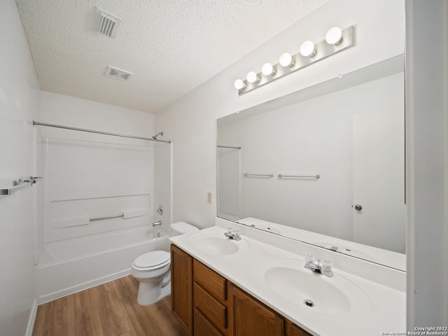 1688 Fir Cir, Schertz, TX 78154