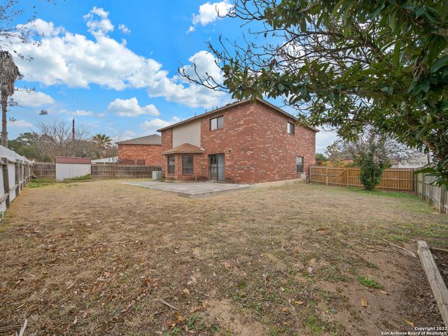 1688 Fir Cir, Schertz, TX 78154