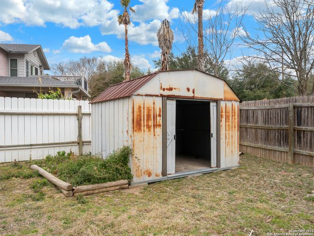 1688 Fir Cir, Schertz, TX 78154