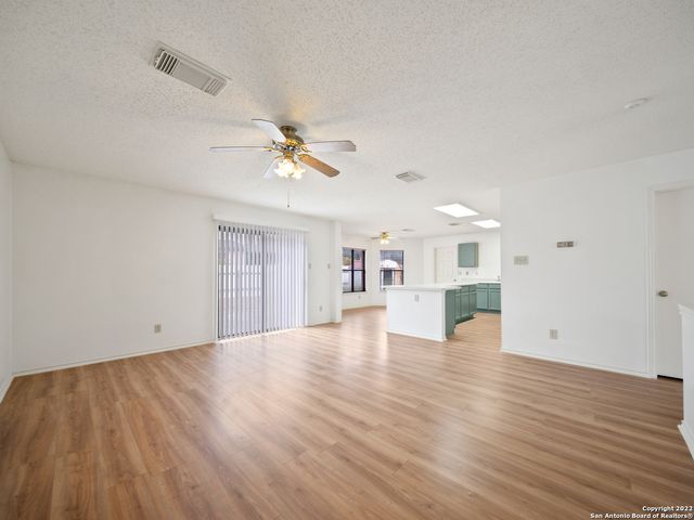 1688 Fir Cir, Schertz, TX 78154