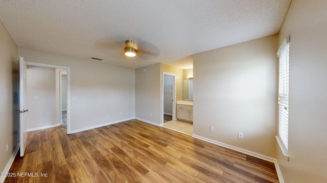 4578 BLUE STREAM Lane N, Jacksonville, FL 32224