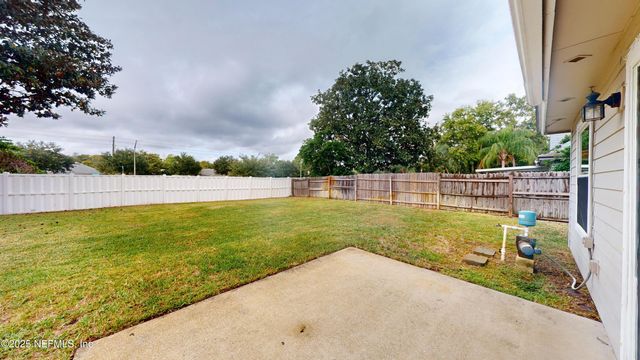 4578 BLUE STREAM Lane N, Jacksonville, FL 32224