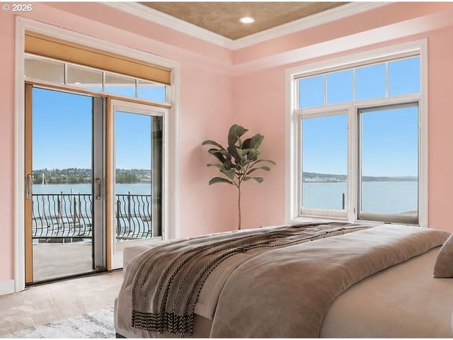 707 N HAYDEN ISLAND Dr 215, Portland, OR 97217
