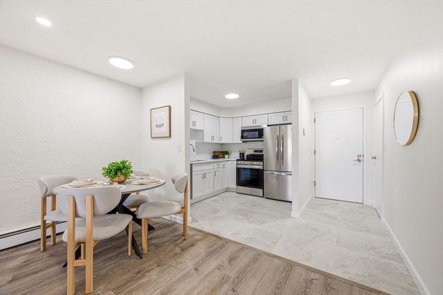 595 Revere Beach Pkwy 40, Revere, MA 02151