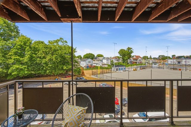 595 Revere Beach Pkwy 40, Revere, MA 02151