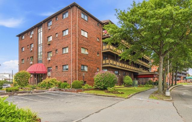 595 Revere Beach Pkwy 40, Revere, MA 02151