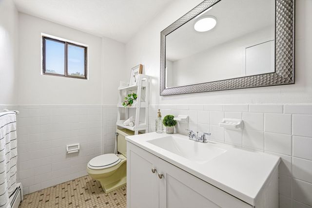 595 Revere Beach Pkwy 40, Revere, MA 02151