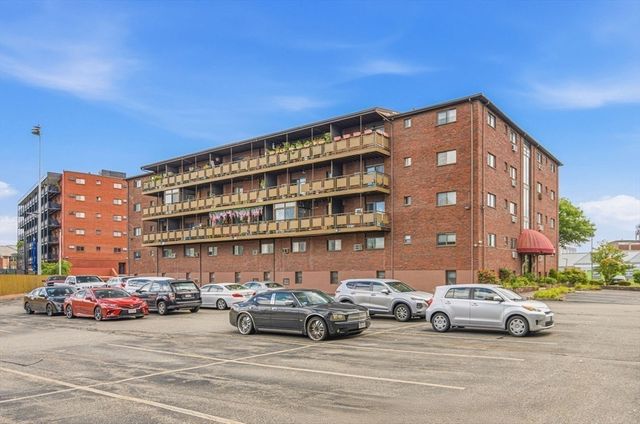 595 Revere Beach Pkwy 40, Revere, MA 02151