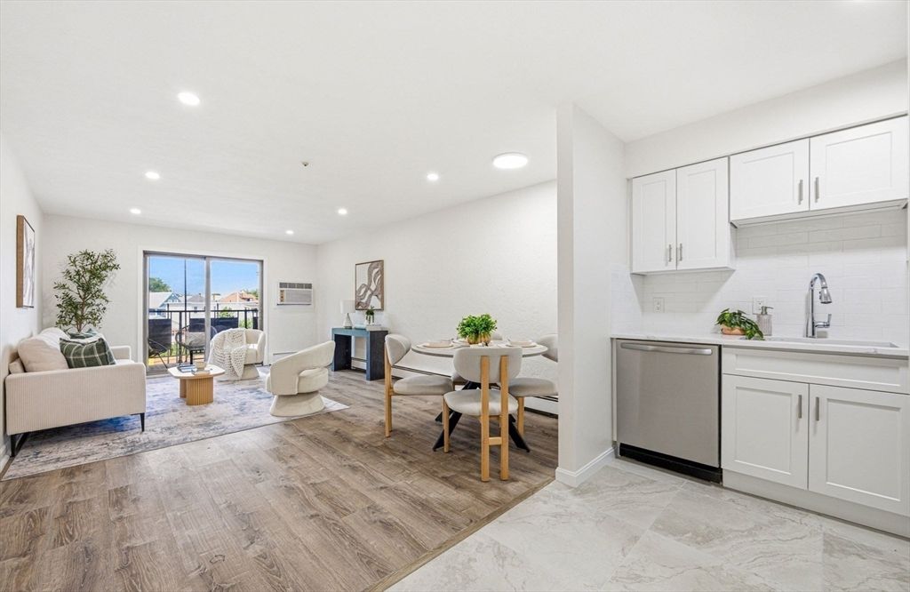 595 Revere Beach Pkwy 40, Revere, MA 02151