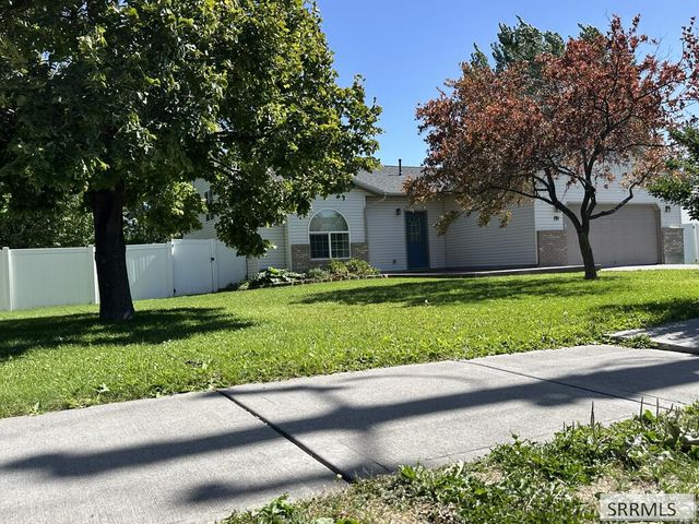 191 Pioneer Road, Rexburg, ID 83440