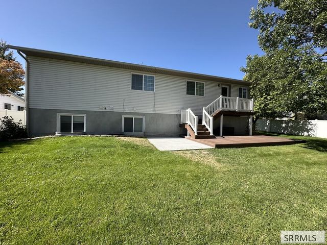 191 Pioneer Road, Rexburg, ID 83440