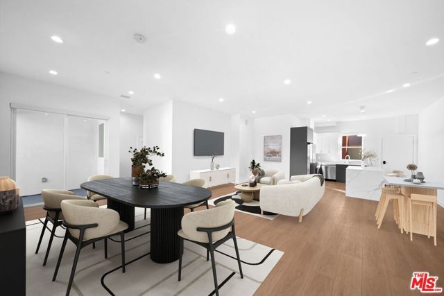 13846 Moorpark Street 101, Sherman Oaks, CA 91423