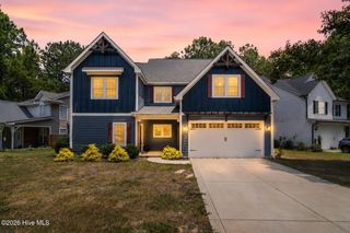 829 Blue Bird Drive, Vass, NC 28394