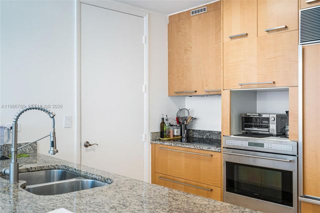 16001 Collins Ave 3002, Sunny Isles Beach, FL 33160