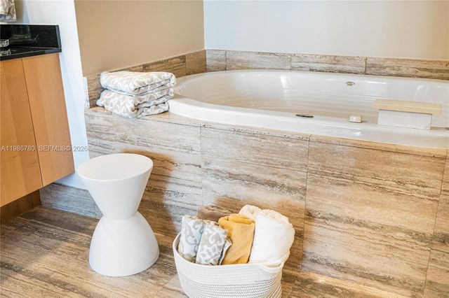 16001 Collins Ave 3002, Sunny Isles Beach, FL 33160