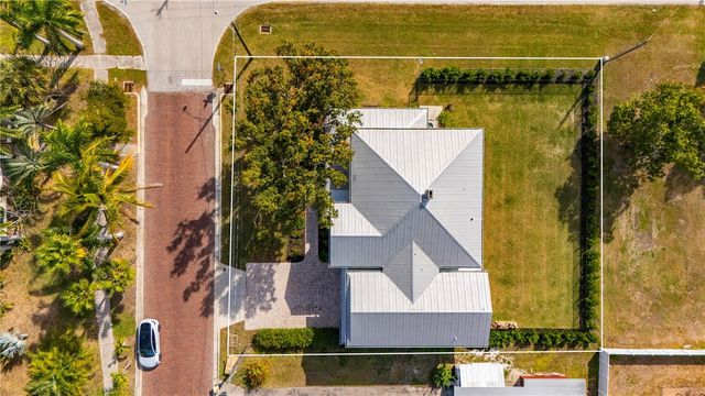 359 GILL STREET, Punta Gorda, FL 33950