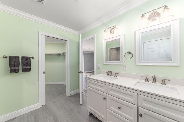 10600 SE Gomez Avenue, Hobe Sound, FL 33455