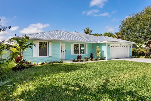 10600 SE Gomez Avenue, Hobe Sound, FL 33455