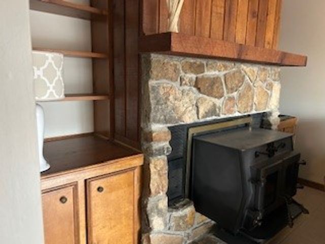 192 Hummingbird Lane, Eureka Springs, AR 72632