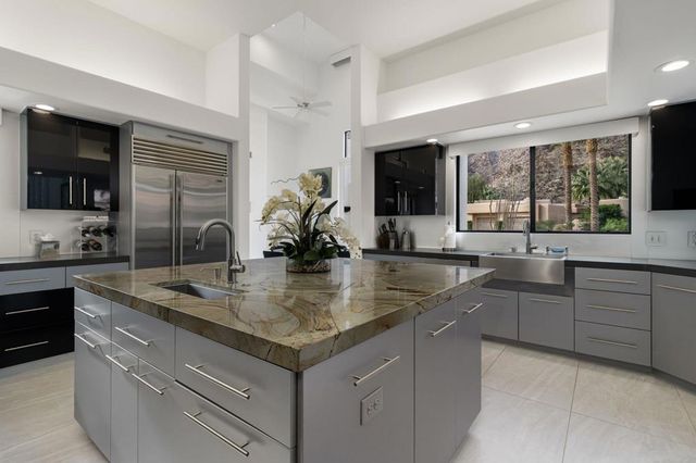 49040 Calle Flora, La Quinta, CA 92253