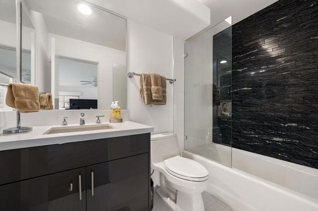 49040 Calle Flora, La Quinta, CA 92253