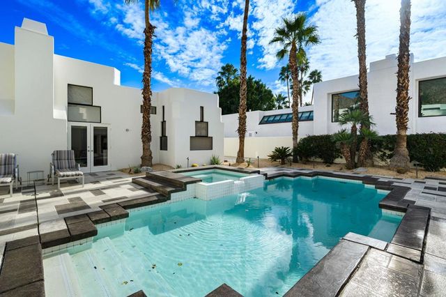 49040 Calle Flora, La Quinta, CA 92253