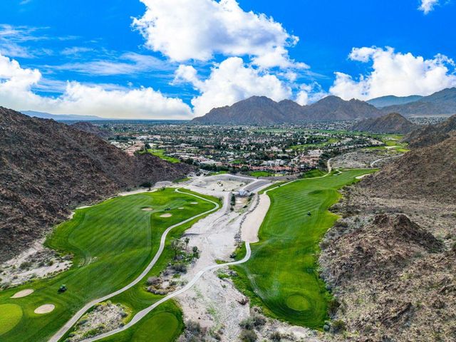 49040 Calle Flora, La Quinta, CA 92253