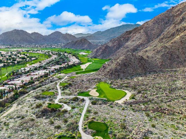 49040 Calle Flora, La Quinta, CA 92253