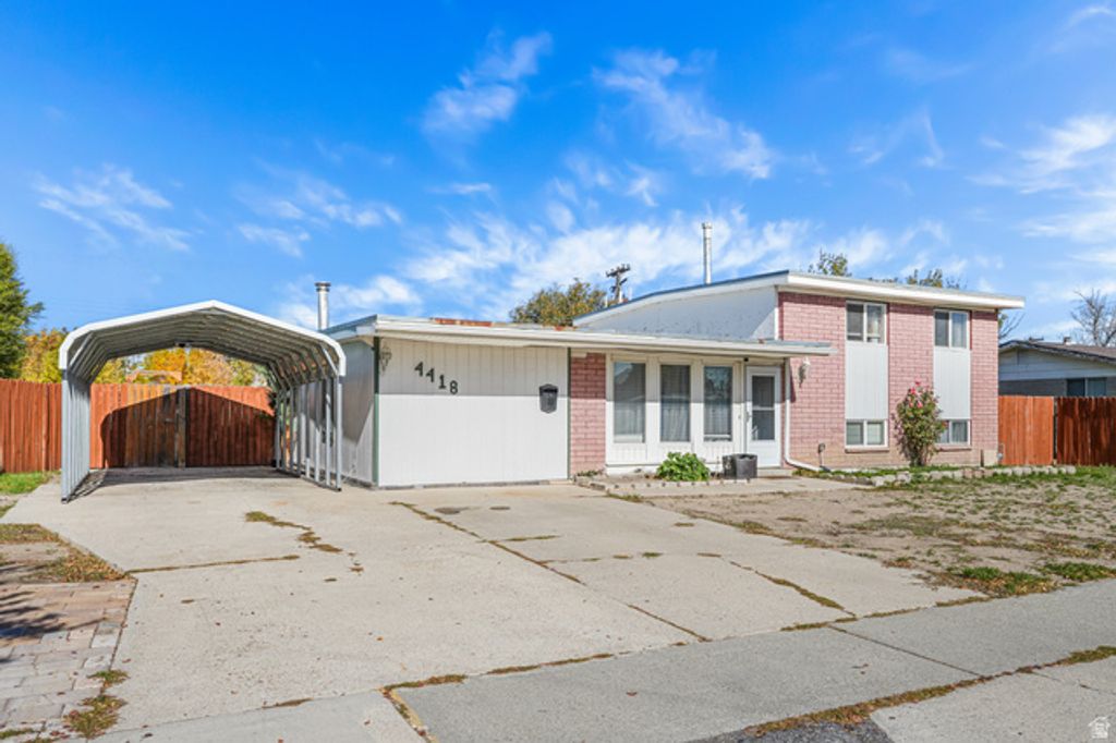 4418 W ANNAPOLIS DR, West Valley City, UT 84120