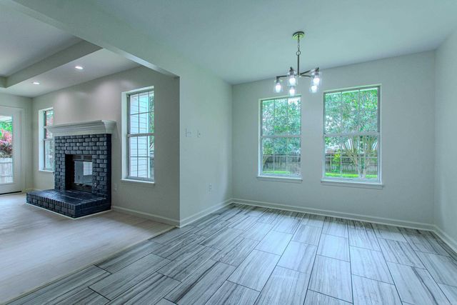 1110 Arbor Cove, Benton, AR 72015