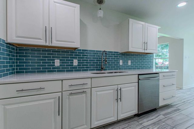 1110 Arbor Cove, Benton, AR 72015