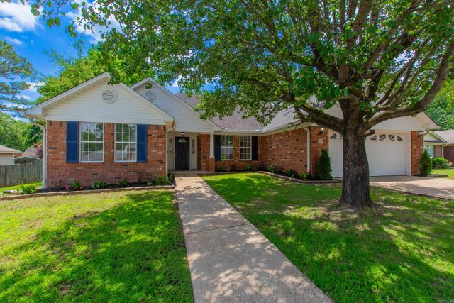 1110 Arbor Cove, Benton, AR 72015