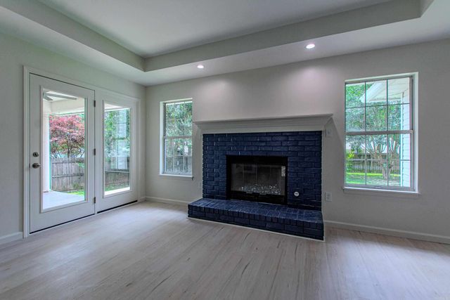 1110 Arbor Cove, Benton, AR 72015