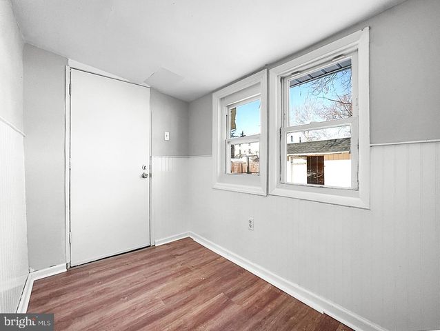 302 W POWELL ST, Millville, NJ 08332