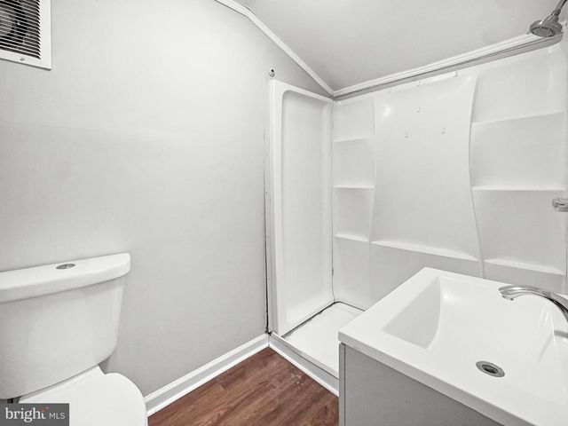 302 W POWELL ST, Millville, NJ 08332