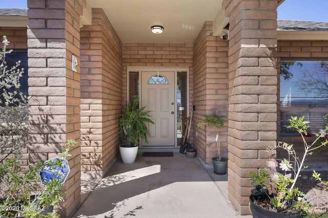 1001 Rama Court, Rio Rico, AZ 85648