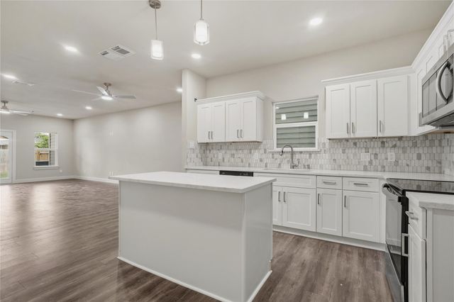 8025 Virgil Street, Houston, TX 77088