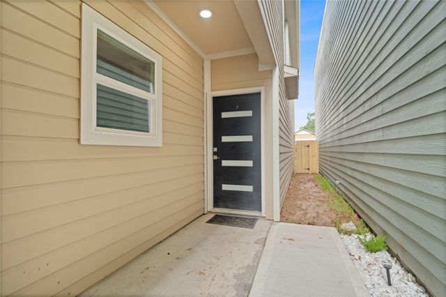 8025 Virgil Street, Houston, TX 77088