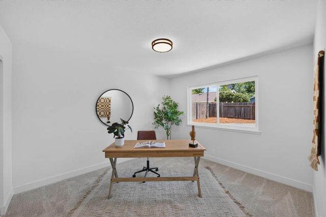 2724 Hyannis Way, Sacramento, CA 95827