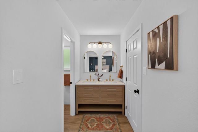 2724 Hyannis Way, Sacramento, CA 95827