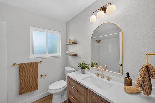 2724 Hyannis Way, Sacramento, CA 95827