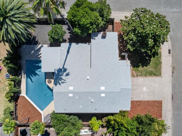 2724 Hyannis Way, Sacramento, CA 95827