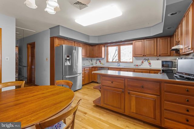 107 WALNUT RIDGE RD, Wilmington, DE 19807