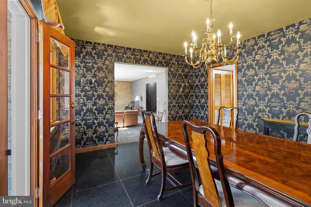 107 WALNUT RIDGE RD, Wilmington, DE 19807