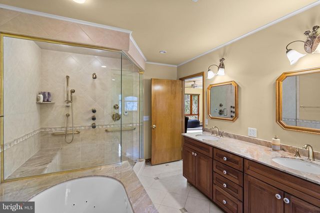 107 WALNUT RIDGE RD, Wilmington, DE 19807