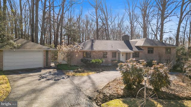 107 WALNUT RIDGE RD, Wilmington, DE 19807