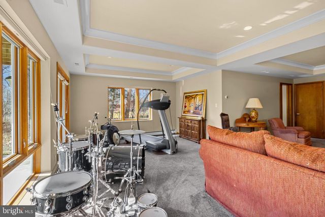 107 WALNUT RIDGE RD, Wilmington, DE 19807