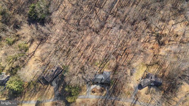 107 WALNUT RIDGE RD, Wilmington, DE 19807